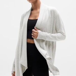 Athleta Pranayama Restore Wrap Light Grey Heather Size Large Pockets Layering